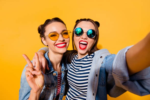 How to Stay on Top of Teens Fashion Trends