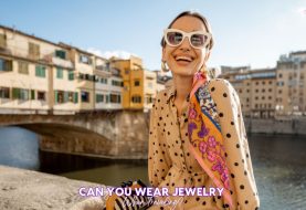 Can You Wear Jewelry When Traveling?